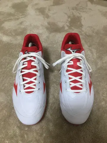 Mizuno 스파이크 슈즈 화이트/레드