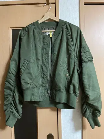 Ungrid MA-1 봄버 자켓 올리브 그린