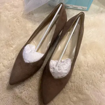 요시토 레인 펌프스