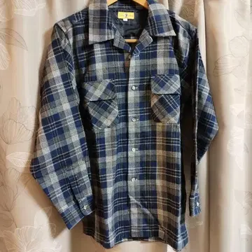 네이비 그레이 체크 플란넬 셔츠