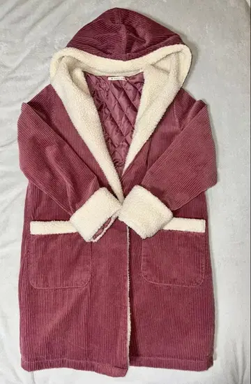 MAJESTIC LEGON 코듀로이 소재 보아 후디드 코트 핑크