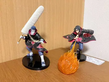 NARUTO 이타치 사메 피규어 세트