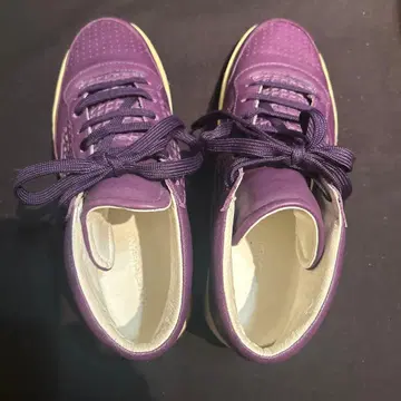 돌체앤가바나 보라색 가죽 하이컷 스니커즈 6 25cm 상당