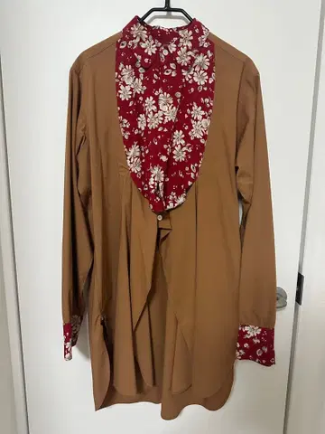 77circa 꽃무늬 카라 부착 긴팔 셔츠