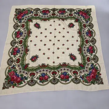 KANEKO ISAO 꽃무늬 대형 스카프