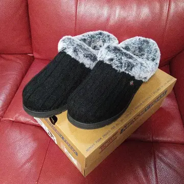 스케쳐스 BOBS memory foam 블랙 슬립온