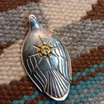 실버 쉘형 펜던트