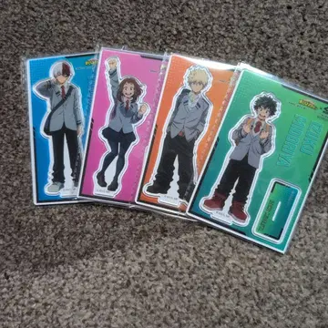 아크릴 스탠드 4개 세트