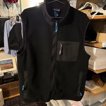 Patagonia Synchilla 플리스 베스트 L 사이즈 블랙