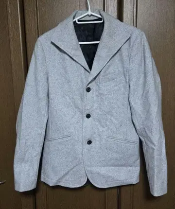 GOSTAR DE FUGA NOBILIA 그레이 버튼 부착 자켓