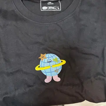 [ 완판 ] GMMTV earthMix 티셔츠 [ 미개봉 새상품 ]