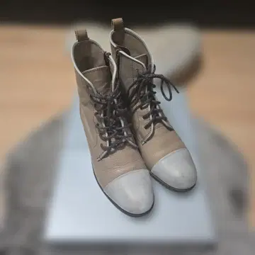 ing 사이즈 지퍼 달린 레이스업 부츠