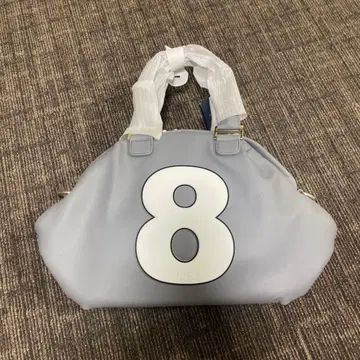 그레이 핸드백 숫자 8 프린트