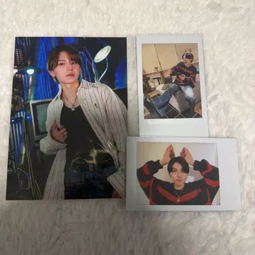 RESISTANCE VERSUS 카메다 유신 브로마이드 폴라로이드