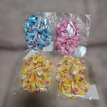 할로할로 x 헬로키티 스크런치 4개 세트