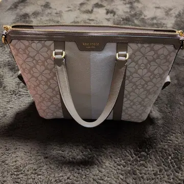 케이트 스페이드 꽃무늬 토트백 그레이