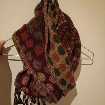 나노 유니버스 도트 무늬 머플러