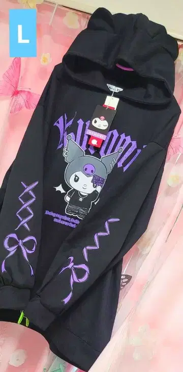 쿠로미 그래픽 후드티 새상품 귀 달린 후드 트레이닝복 아베일