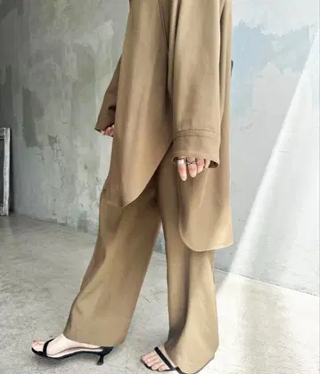 레이온 트윌 슬림 플레어 팬츠