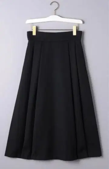 유나이티드 애로우즈 턱 볼륨 스커트 플레어