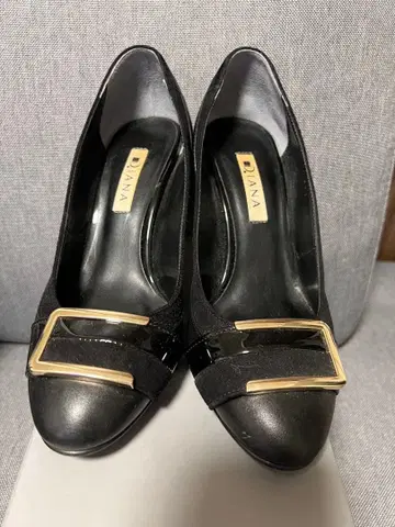 DIANA 블랙 하이힐 펌프스 다이애나