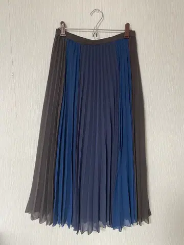 Ray BEAMS 플리츠 롱 스커트 그레이 파랑