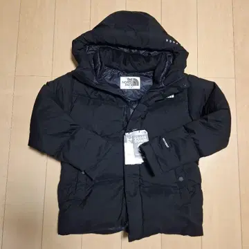 THE NORTH FACE 블랙 다운 자켓