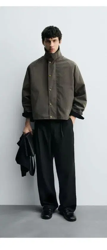 ZARA 테크니컬 자켓