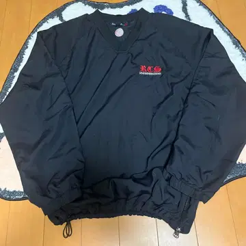 RCS 나일론 자켓 블랙 V넥