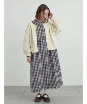 사만사 모스모스 밴드 카라 원피스