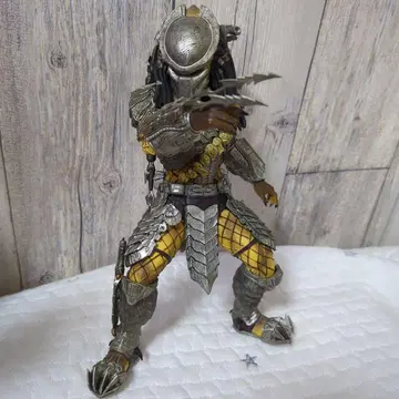 에이리언 VS 프레데터 프레데터 리얼 피규어 리얼 채색