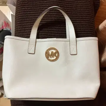 MK 마이클코어스 화이트 토트백