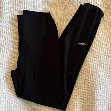 andor 블랙 레깅스 사이즈 4 새상품급