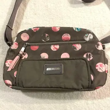 BESIDE-U 비사이유 도트 무늬 숄더백 그레이