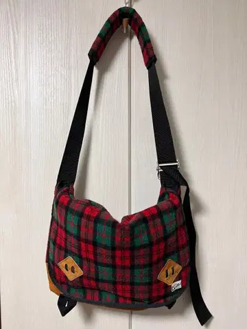 Drifter USA 체크 무늬 숄더백