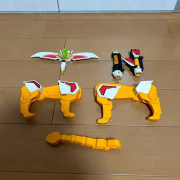 전설의 용사 대건, 가온, 수왕 합체 형태 부품