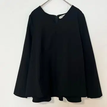 에스페락 ESPEYRAC 풀오버 블라우스 뒷면 지퍼 블랙