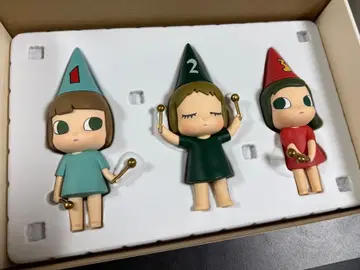 Yoshitomo Nara 드럼 걸즈 3체 세트