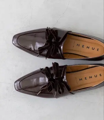 menue 벨로아 리본 스퀘어토 로퍼