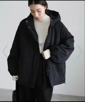 SELECT MOCA 볼륨 실루엣 패딩 자켓