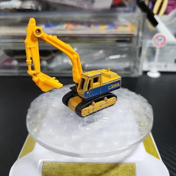토미카 No. 9 코마츠 굴착기 일본제