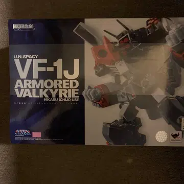 VF-1J 아머드 발키리 이치죠 히카루