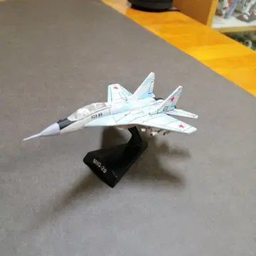 MiG-29 전투기 다이캐스트 모형