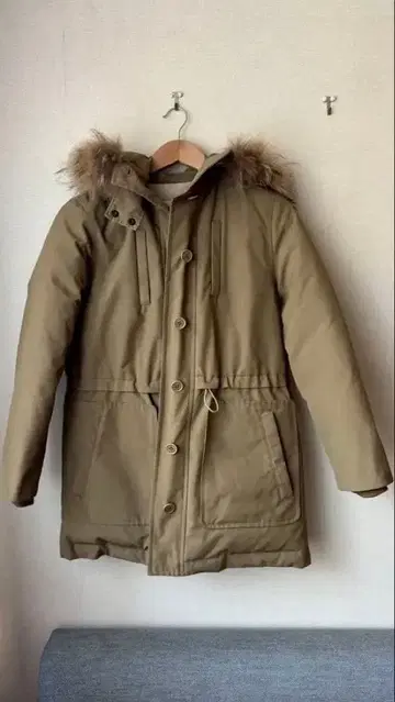 Traditional Weatherwear 후드 부착 다운 자켓 34