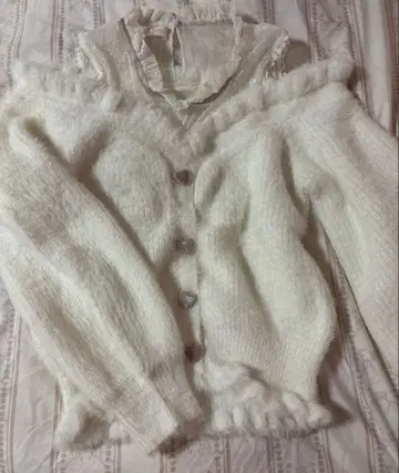 LIZLISA 레이어드 스타일 어깨 트임 니트 화이트