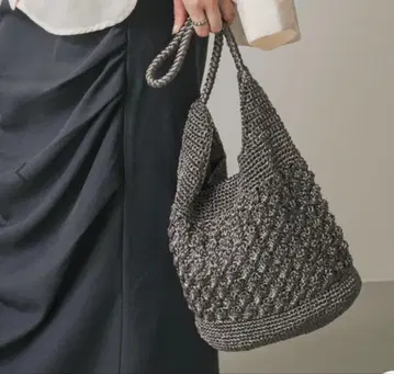 SENSE OF PLACE 니트 백 그레이