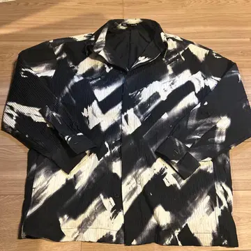 ZARA 플리츠 이펙트 셔츠 자켓