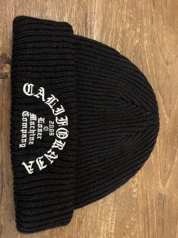 loser machine 니트 비니