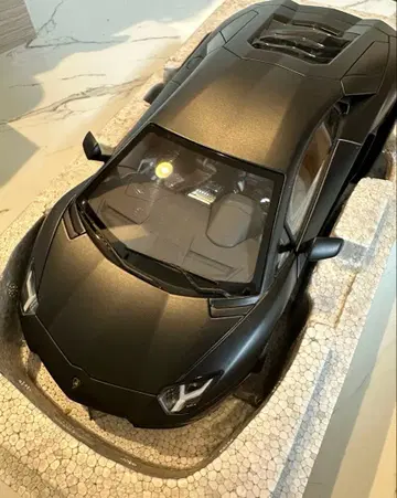 오토 아트 아벤타도르 LP700-4 람보르기니 1:18 매트 블랙