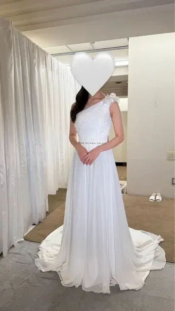 웨딩 드레스 / 2차 모임